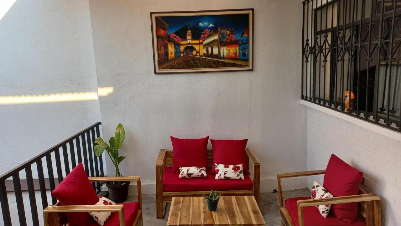 Hospedaje El Viajero Antigua Ll Eksteriør bilde